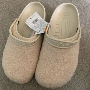 Fuzz Mania Crocs Size 11 Women’s